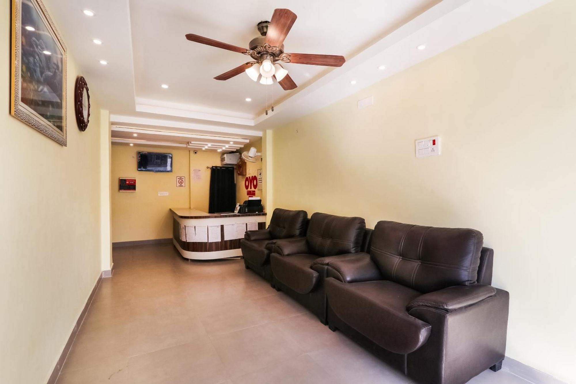 Chinhat Collection O Sr Inn מראה חיצוני תמונה